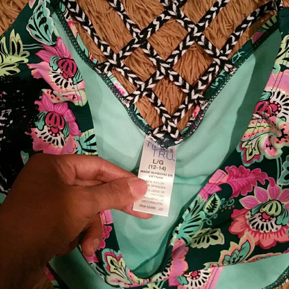 Bikini bundle - Picture 4 of 5